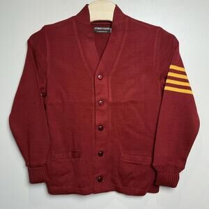 STEWART & STRAUSS‎ Letter Sweater Cardigan Size L Cardinal/Gold Unisex NEW